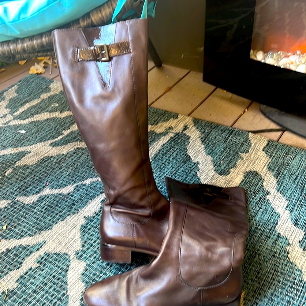 Cole Haan Barely worn tall leather side zip boots
